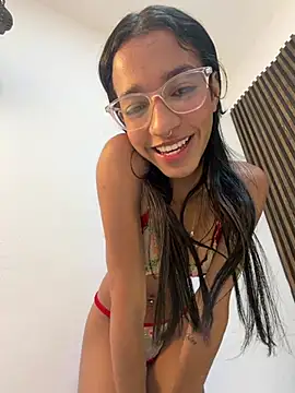 ScarletEvanss_'s Webcam Show