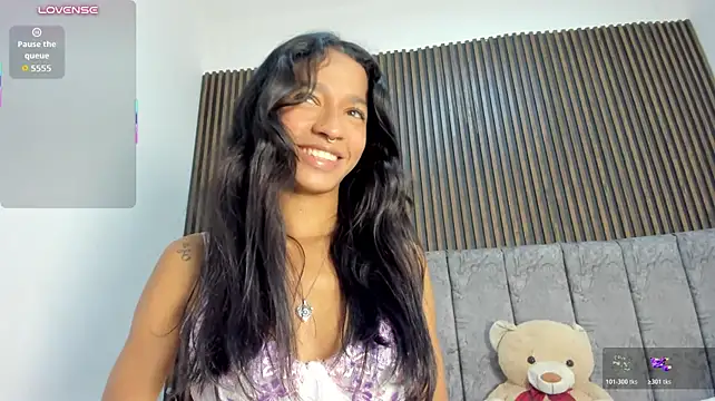 ScarletEvanss_'s Webcam Show