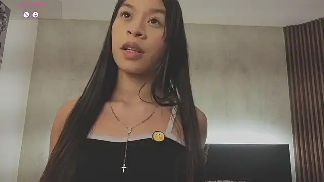 kimhilton_ Chat XXX in diretta