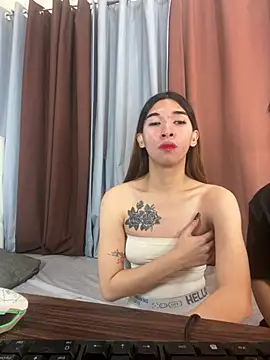 yourdreamgoddes Adlı Modelin Web Kamerası Şovu