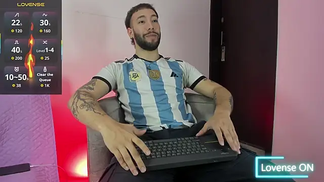 عرض كام angel_kyrozz