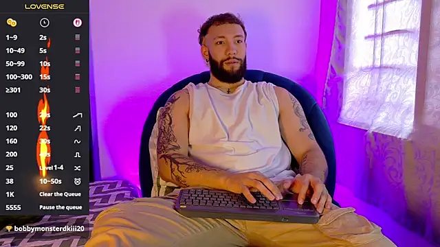 عرض كام angel_kyrozz