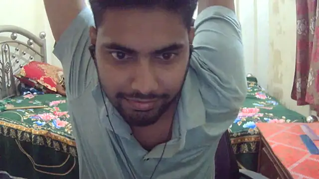 Bikrom1235 Webcam show