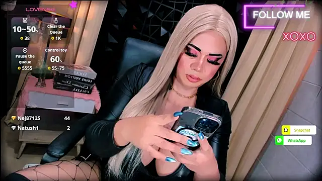 HugeMagnificent11inCockn Webbikameraesitys