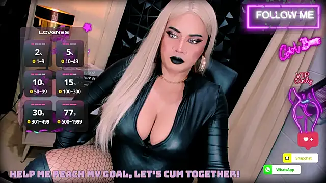 HugeMagnificent11inCock Webcam show