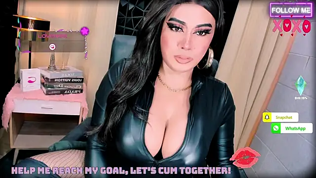 Show modela HugeMagnificent11inCock na web-kameri