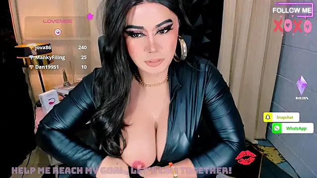 HugeMagnificent11inCock webkamerás műsora