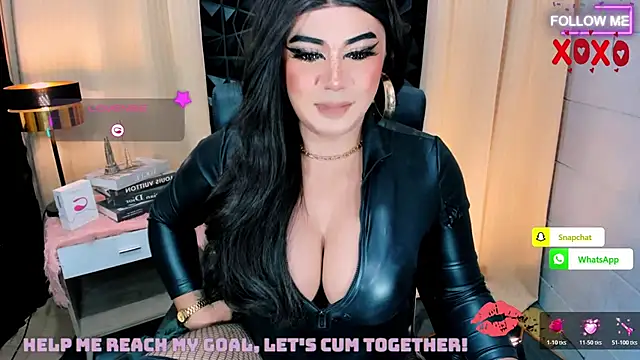 HugeMagnificent11inCock Show in webcam