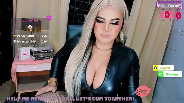 HugeMagnificent11inCock Show in webcam