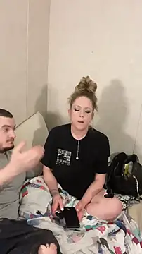 Pertunjukan Kamera Web amandatheblondewife
