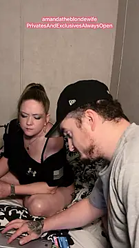 amandatheblondewife Show Webcam