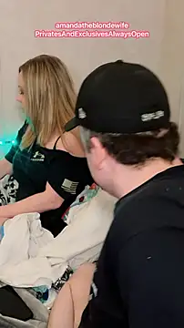 Вебкам-шоу amandatheblondewife