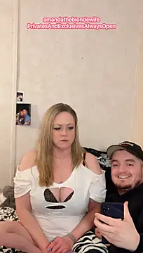 amandatheblondewife Шоу с уебкамера