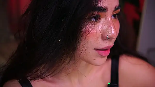 Chat XXX en directo de YokoKoko_