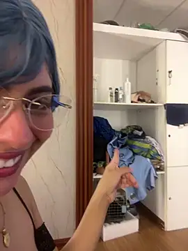 Eva_Feller69 Adlı Modelin Canlı XXX Sohbeti