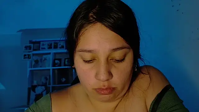 KOREN_JALAA Adlı Modelin Canlı XXX Sohbeti