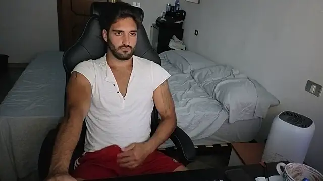 Al3xox02 Show in webcam
