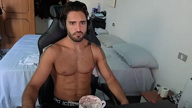 Al3xox02's Webcam Show