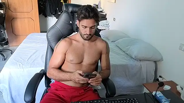 Al3xox02 Show in webcam