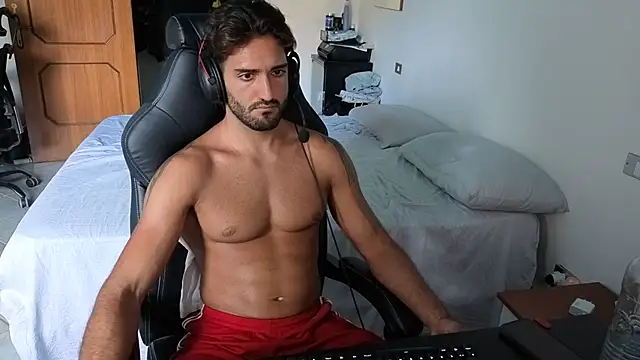 Al3xox02 Show in webcam