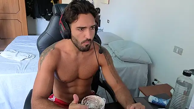 Al3xox02 Show Webcam
