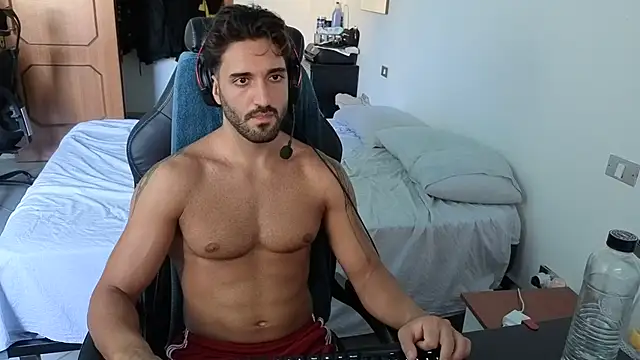 הופעת וובקאם של Al3xox02