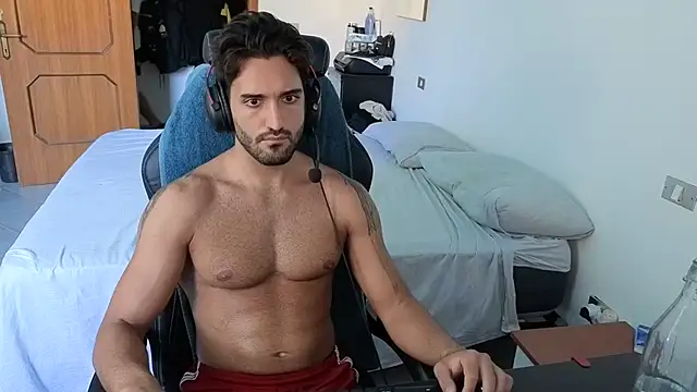 Al3xox02 Show in webcam