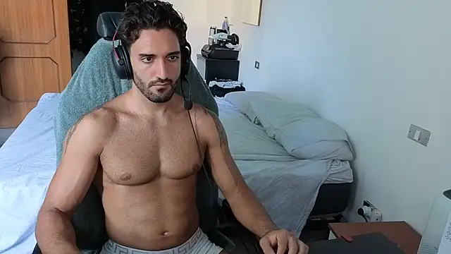 Al3xox02 Show in webcam