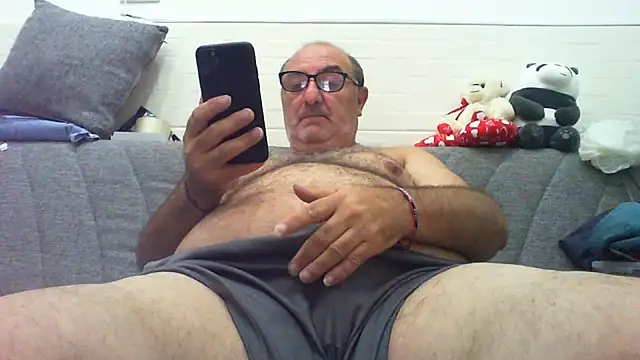 Pertunjukan Kamera Web DaddyHot71