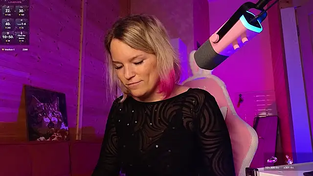 XXX chat uživo modela Lady_Shine