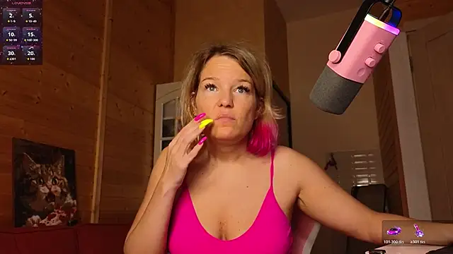 Lady_Shine's Live XXX Chat