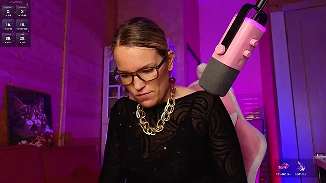Pokazy przed kamerką – Lady_Shine