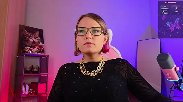 Lady_Shine's Webcam Show