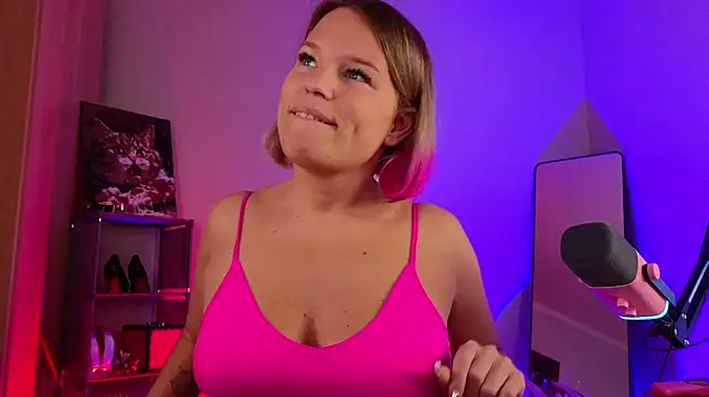 Lady_Shine's Webcam Show