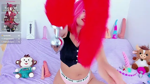 Cloee_Lovee XXX чат на живо