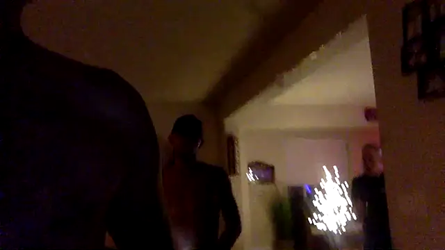 hitmehardns' Webcam Show
