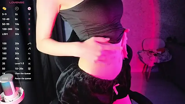 kitti_sweett 即時 XXX 聊天