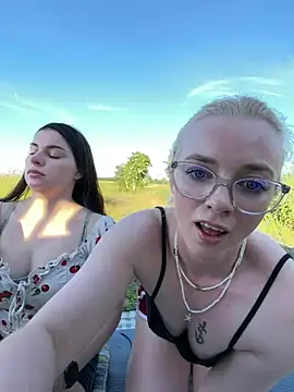 LinaLeana Webcam-Show
