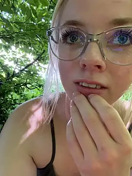 LinaLeana Webcam-Show