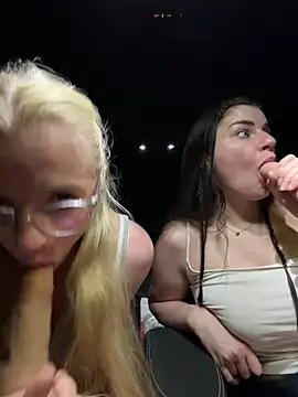 LinaLeana Pertunjukan Webcam