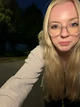 LinaLeana's Webcam Show