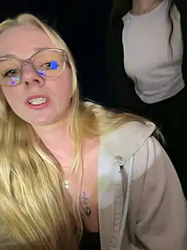 LinaLeana's Webcam Show
