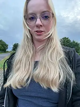LinaLeana Webcam-Show