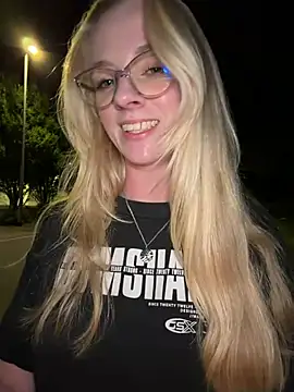 LinaLeana's Webcam Show