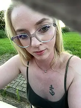 LinaLeana 网络视讯表演