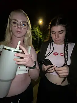 LinaLeana Show Webcam