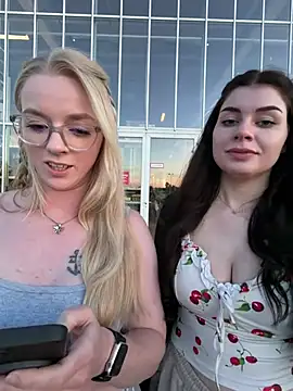 LinaLeana Adlı Modelin Web Kamerası Şovu