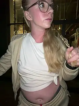 LinaLeana Webcam-Show
