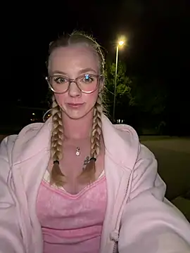LinaLeana Show Webcam