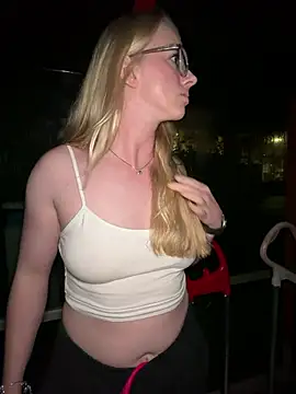 LinaLeana Webcam-Show